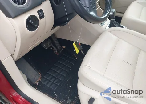 2010 Volkswagen Tiguan Wolfsburg Edition z USA, uszkodzony, nr VIN WVGBV9AX8AW003202